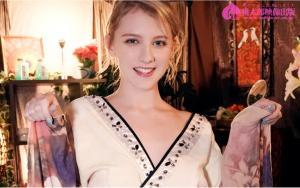 メロディー・雛・マークスが外人ソープランド物に出演したAVデビュー作品動画の画像